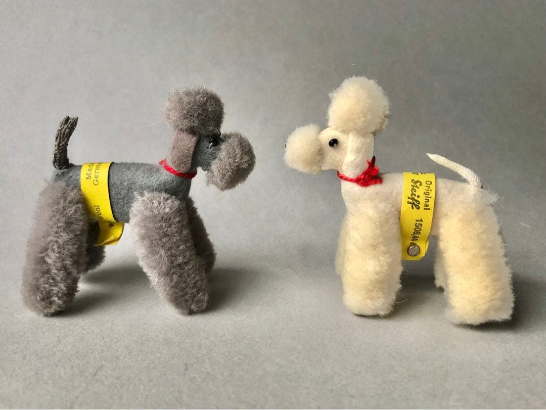 Steiff ポンポンプードル グレー