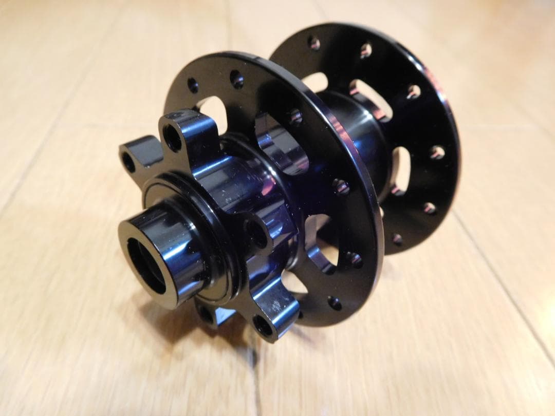 74mm スルーアクスル　ハブ 24H　 JAVA NEO 自転車