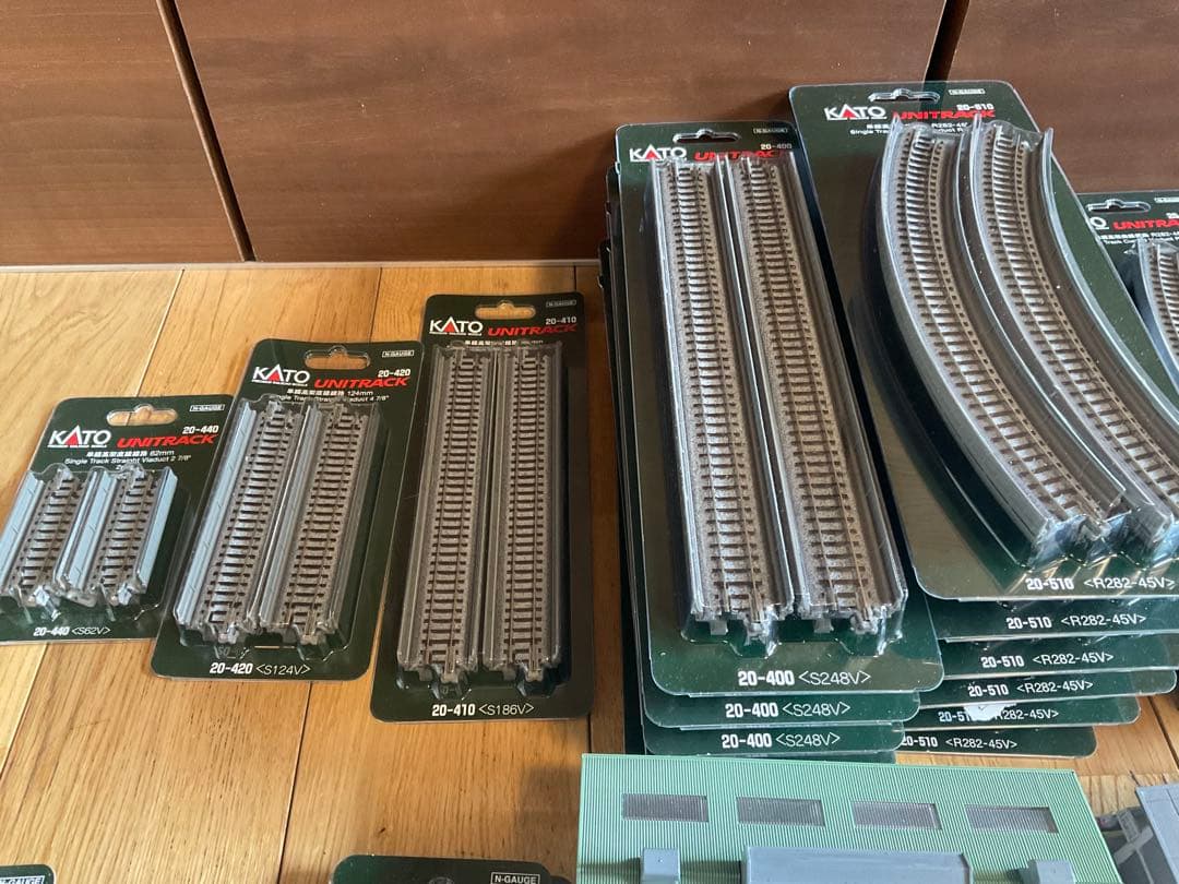 KATO nゲージ 線路、ポイント、鉄橋、車庫、橋脚、その他色々