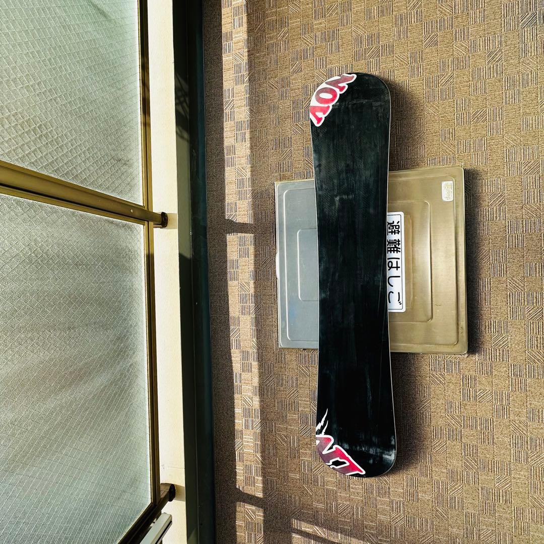 November LIVER 09-10 スノーボード 154cm