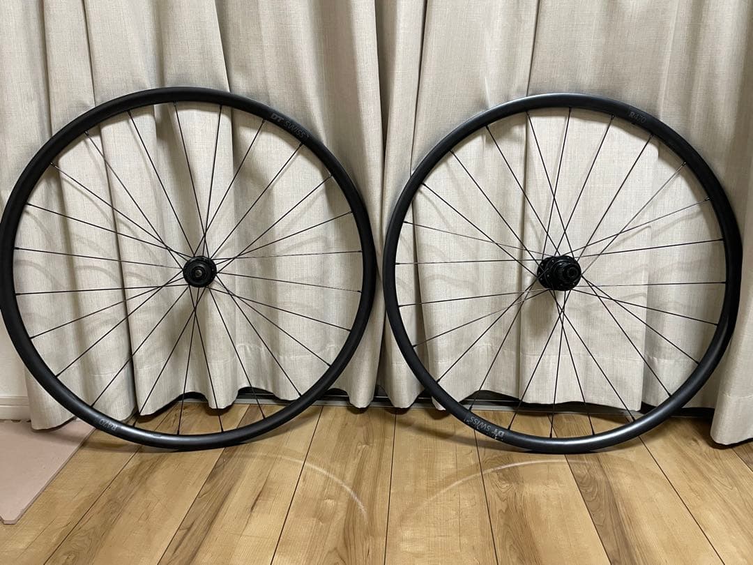 DT SWISS R470 Discフルシールドベアリングハブ　シマノ11/12