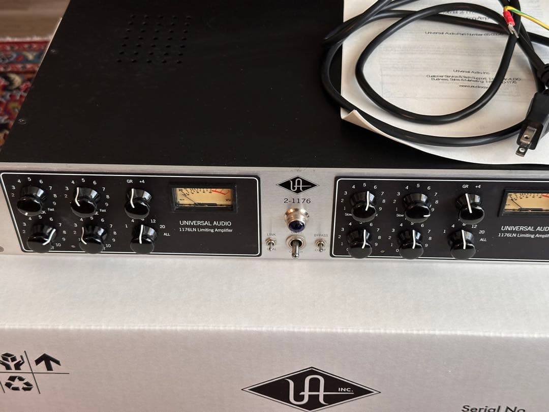 UNIVERSAL AUDIO 1176LN デュアルステレオ コンプレッサー
