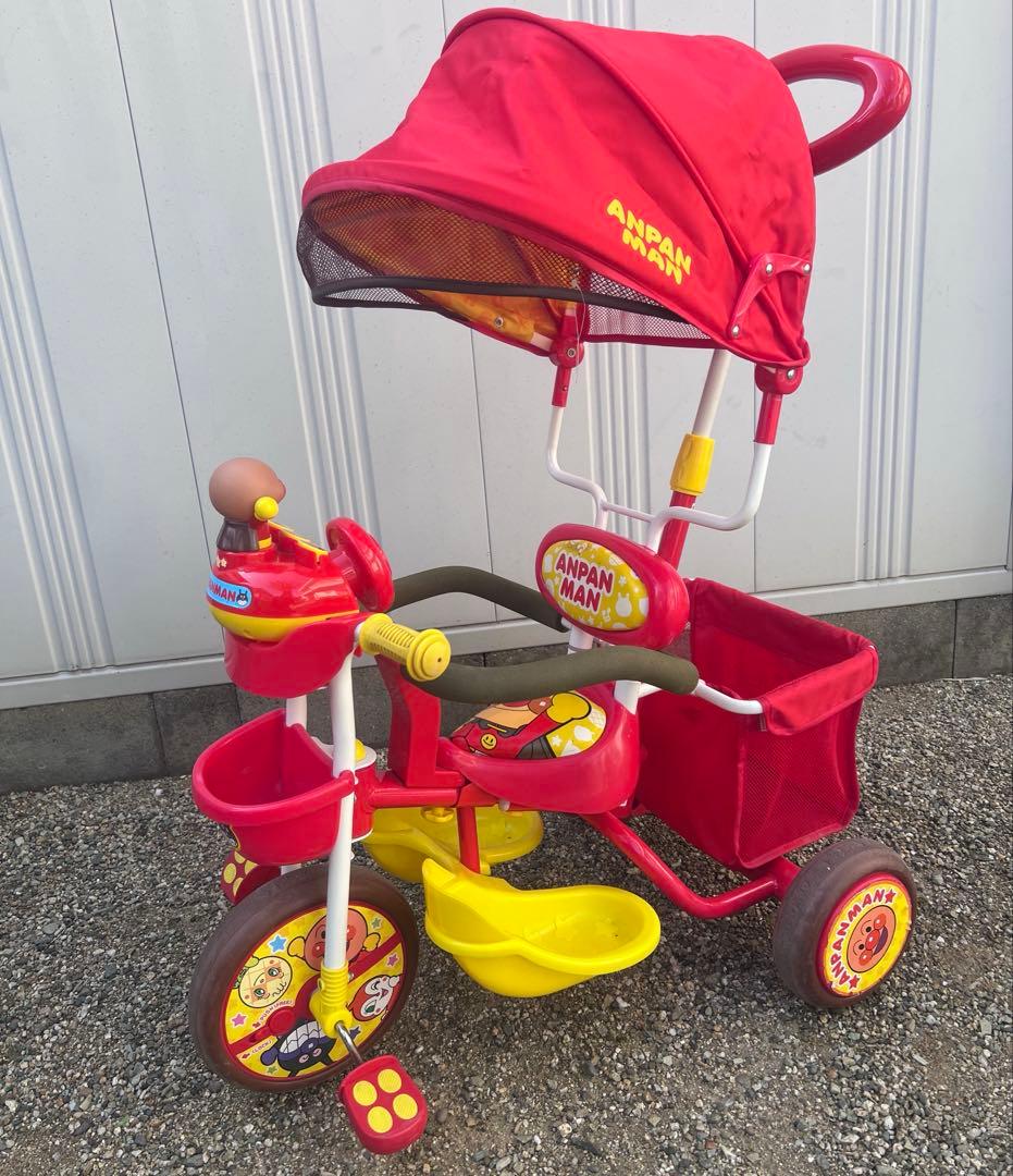 それいけ！アンパンマン デラックス三輪車 赤い色 日よけ付き