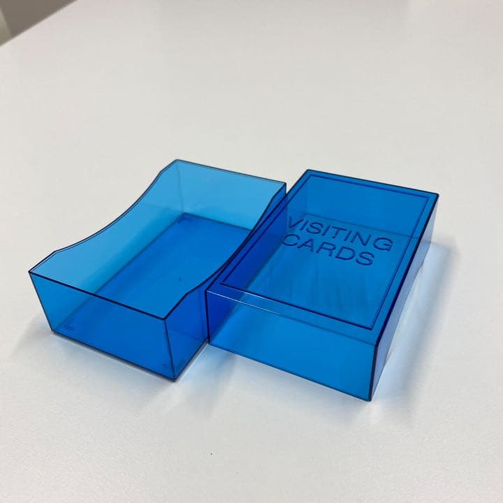 名刺ケース　プラスチック　300個入り