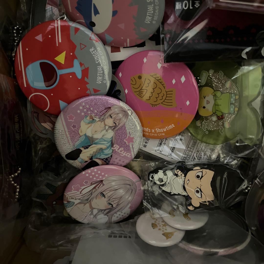 アニメ グッズ まとめ売り 大量 小物 缶バッジ キーホルダー 鬼滅の刃 呪術