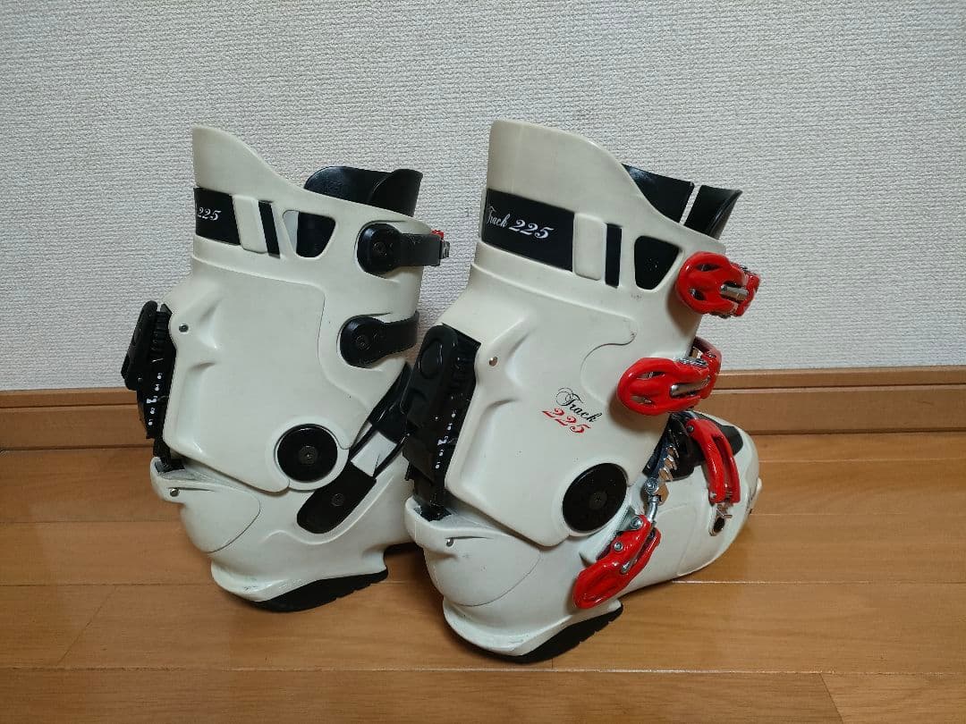 DEELUXE Track225 25cm ソール長277mm アウターシェル