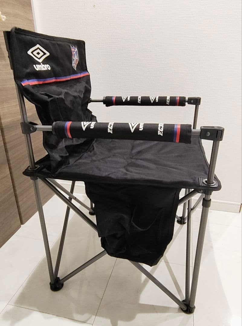 ▽非売品▽FC東京✕アンブロ▽コラボチェアー▽UMBRO椅子▽送料込み！