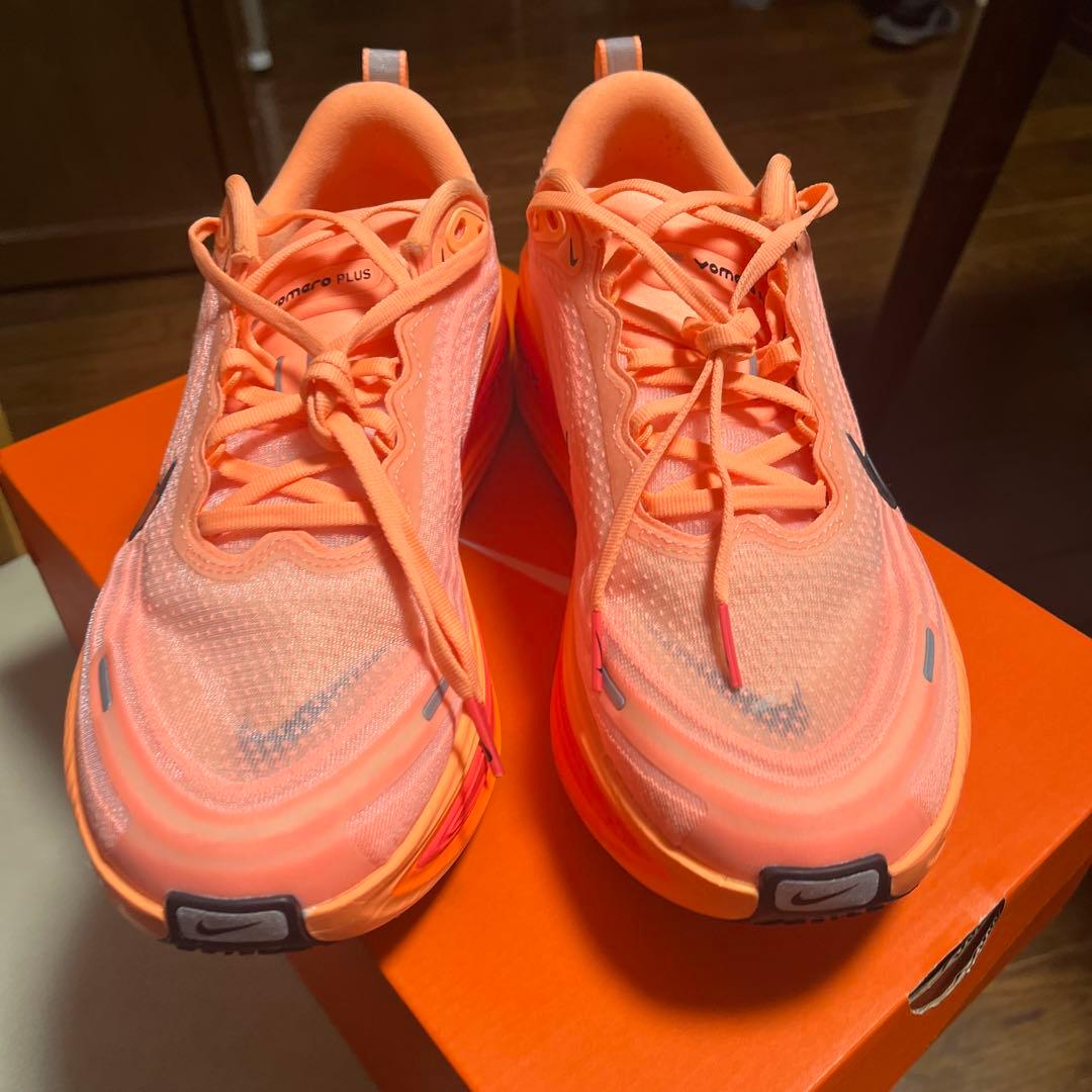 【27.5cm】　Nike Vomero