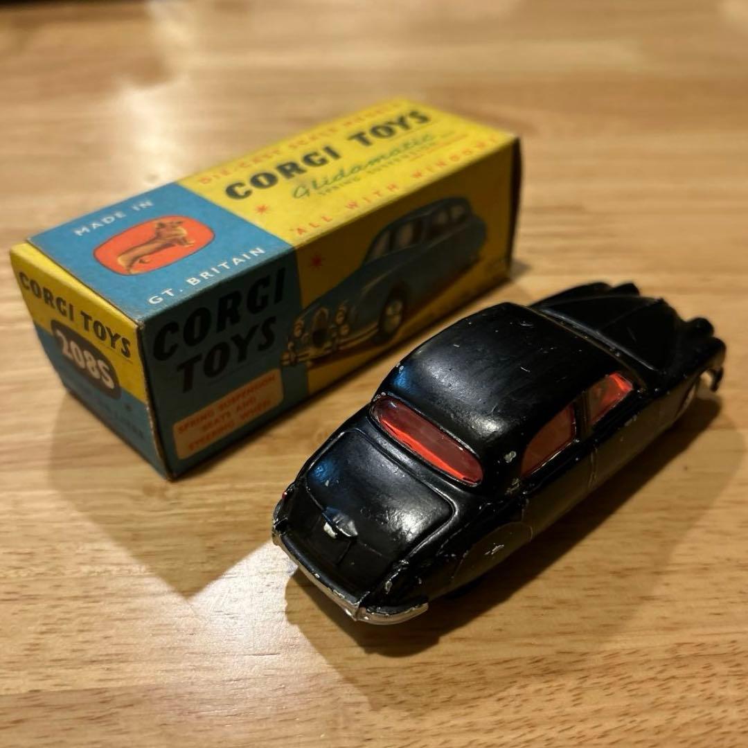 コーギー・トイズ 208S ジャガー 2.4 リットル サルーン 箱あり