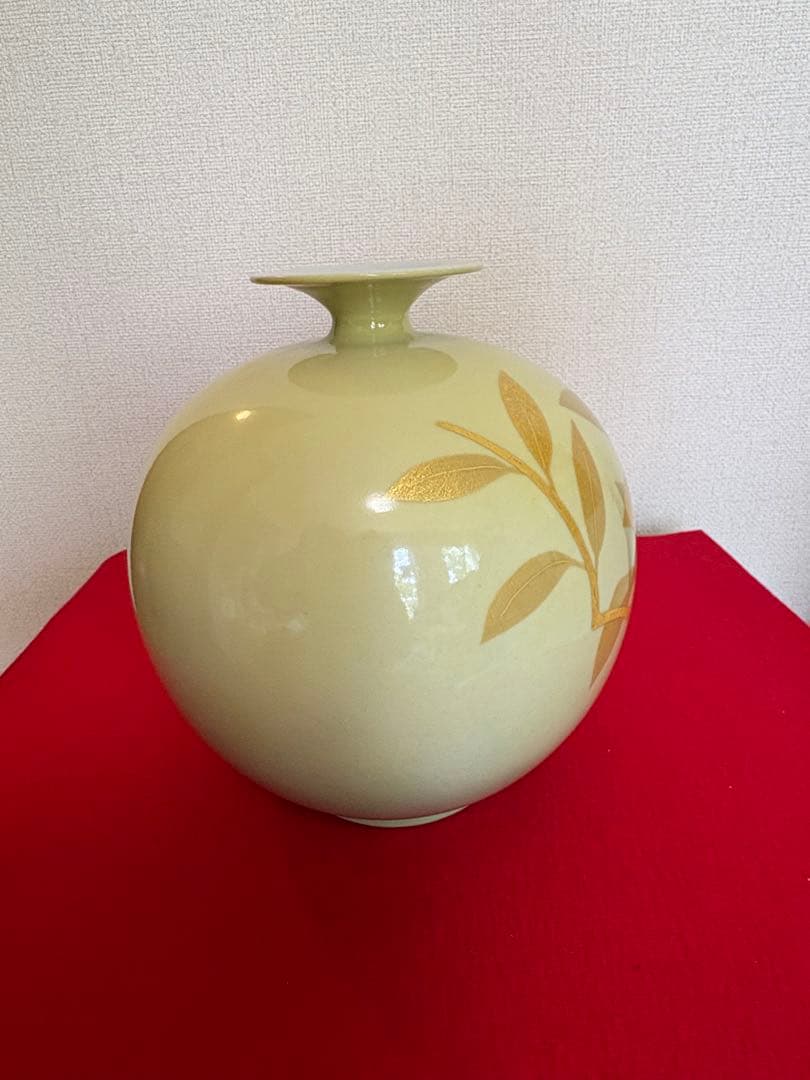 人間国宝 吉田美統『釉裏金彩 泰山木文 花瓶』Y35 共箱 共布 陶歴 立札付