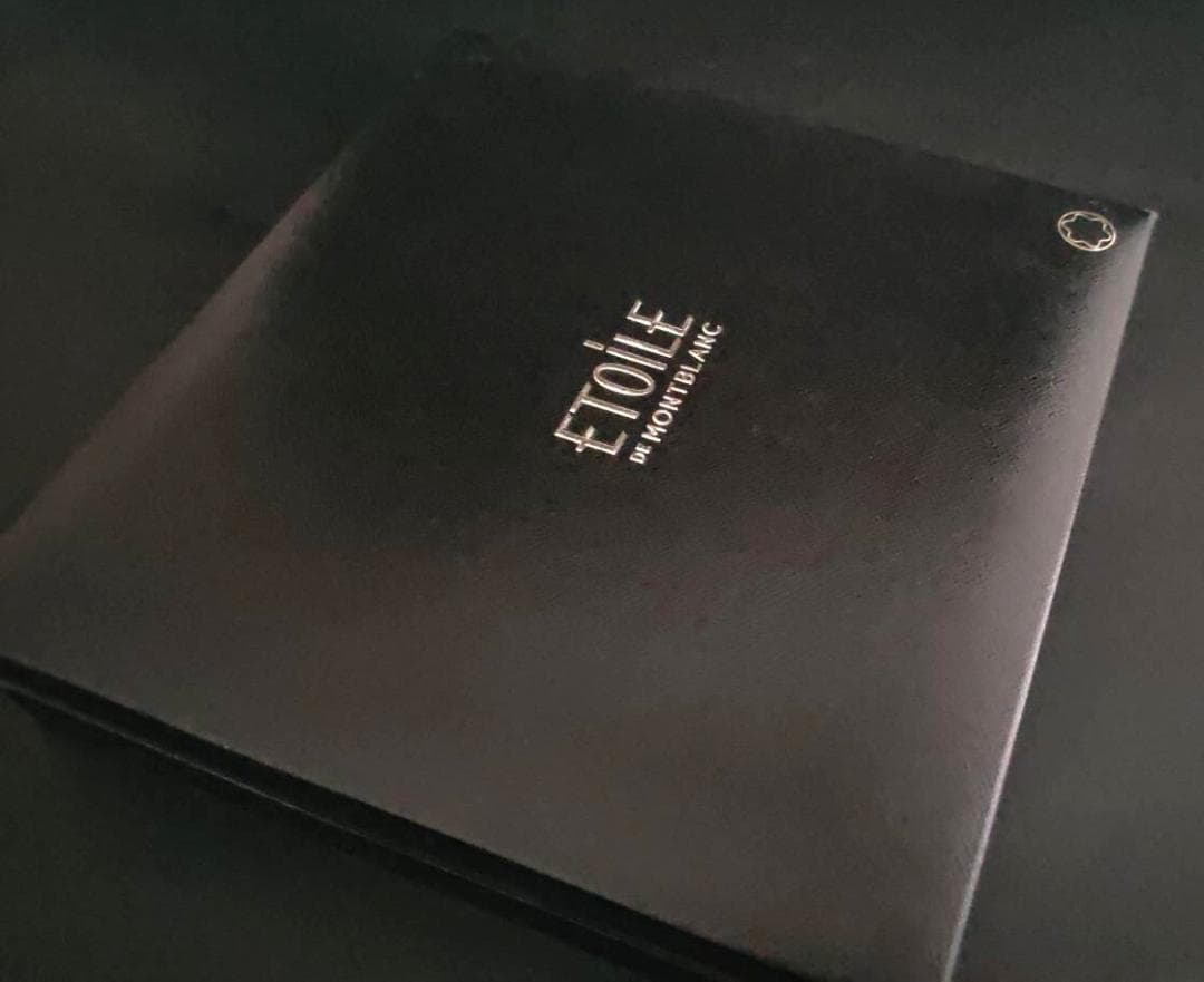 限定品 0.06ダイヤモンド　エトワール　ド　モンブラン プラチナ ボールペン