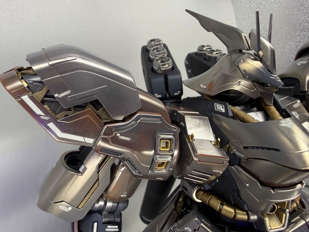 s*a様 ガンプラMG サザビー Ver.Ka 完成品 メタリック塗装仕上げ