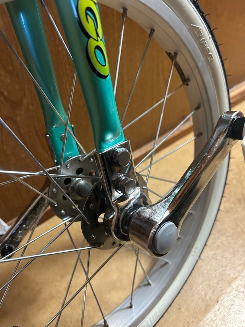 ミヤタ フラミンゴ 競技用一輪車 18×1.75