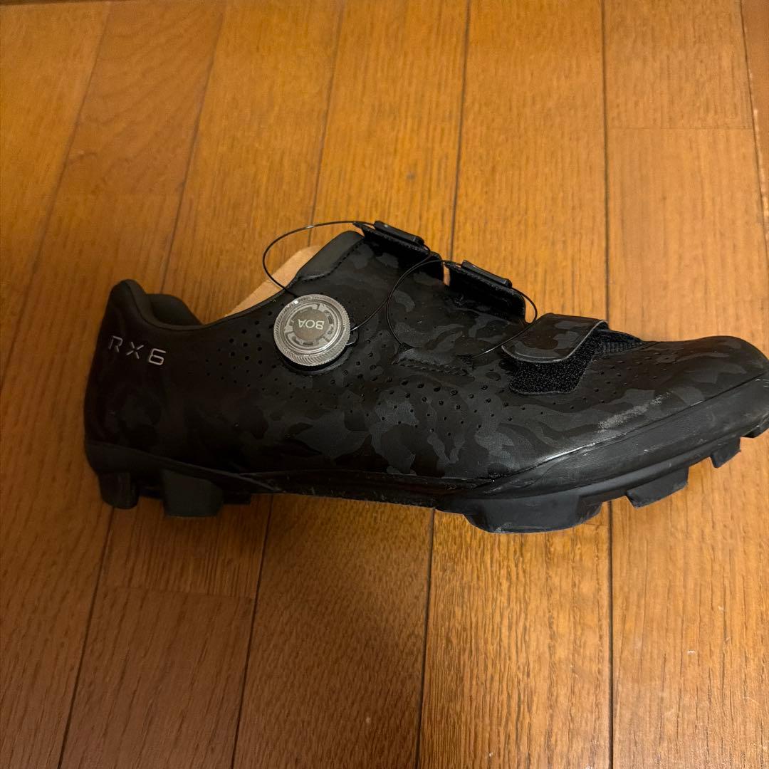 SHIMANO RX6 ブラック カモフラージュ シューズ