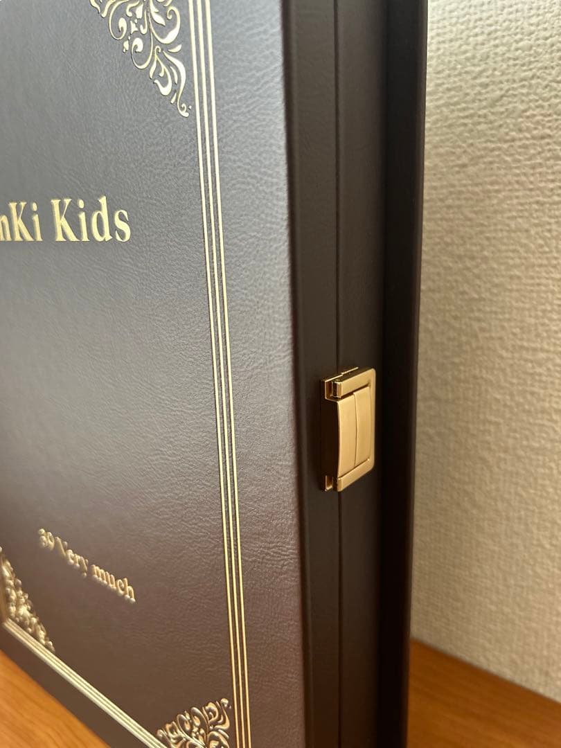 KinKi Kidsベストアルバム 39 Very much チャームセット