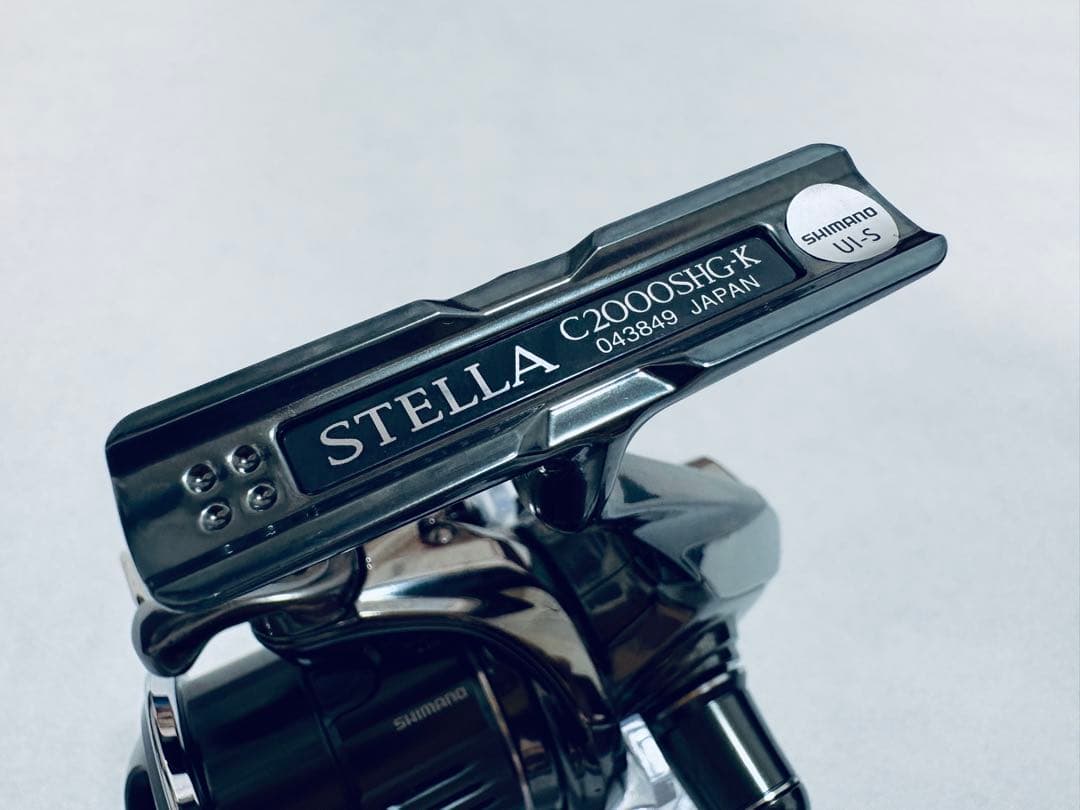 シマノ 22ステラC2000SHG 【美品】