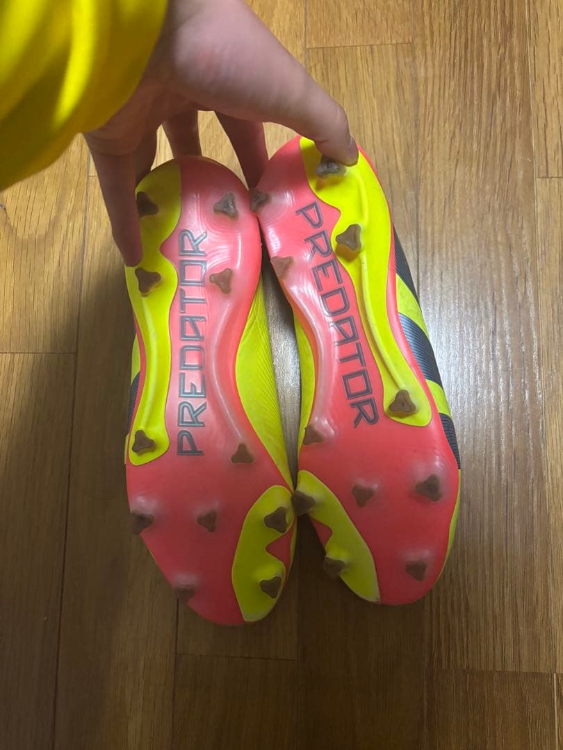 アディダスプレデターFG