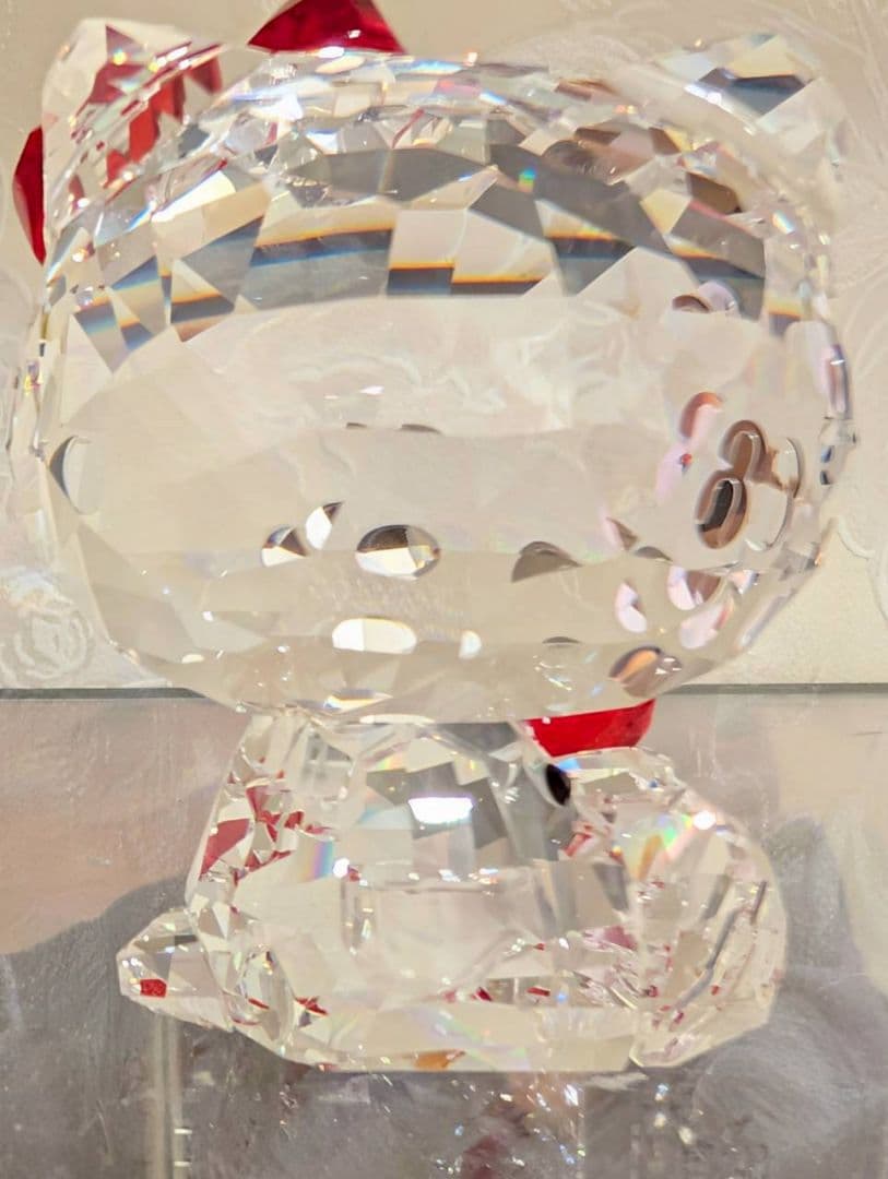 ハローキティ SWAROVSKI スワロフスキー　置物　フィギュア
