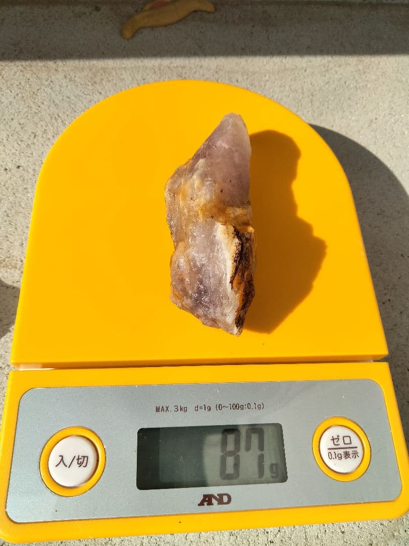 栃木県足尾銅山　紫水晶　アメジスト　国産水晶　国産鉱物　紫水晶　天然水晶