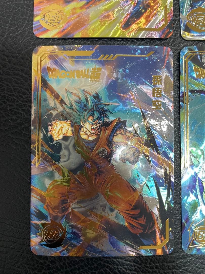 ④超サイヤ人ゴッド、ブルー孫悟空　6枚　海外版　ヒストリーオブドラゴンボール