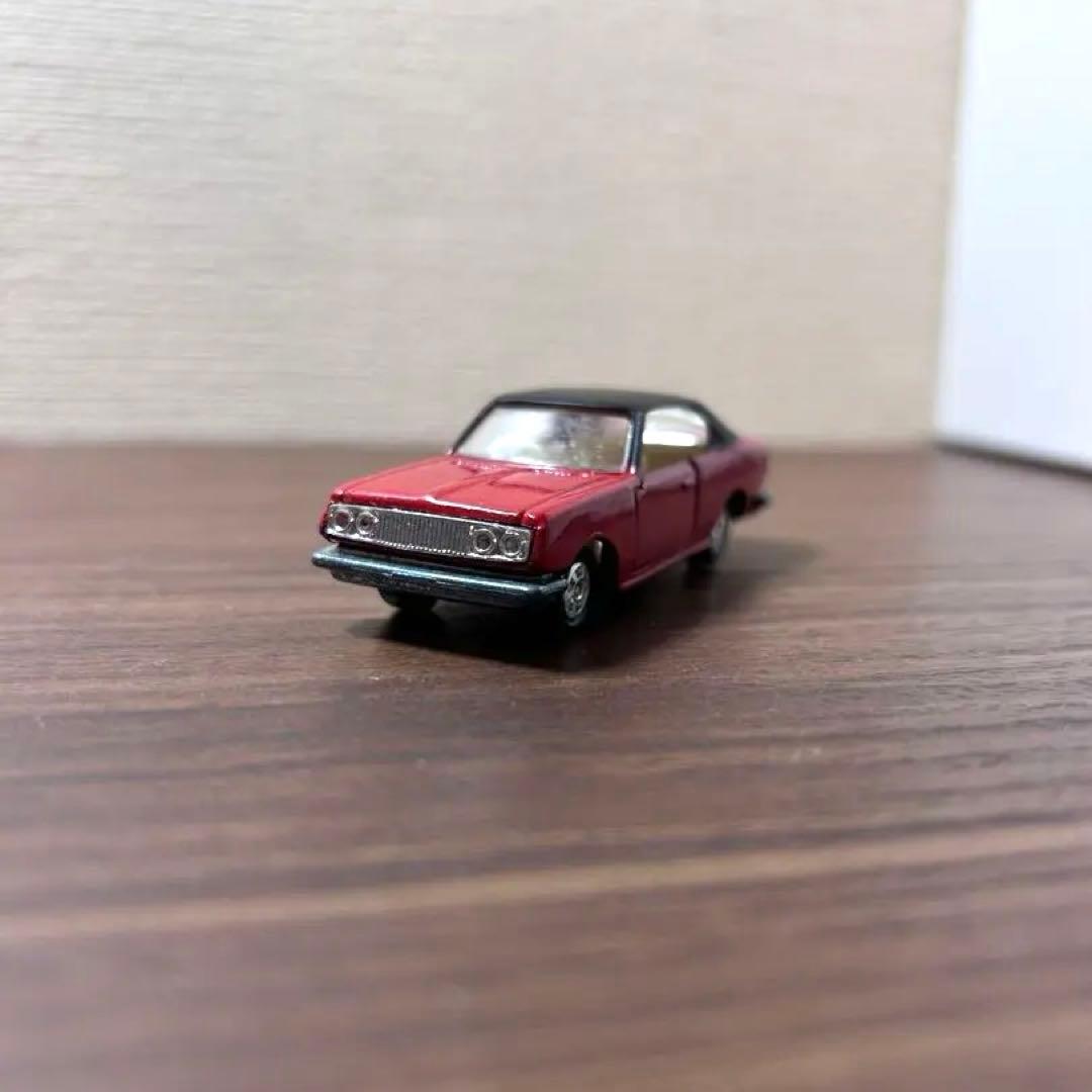 日本製黒箱トミカNo.2トヨタ コロナ マークII 当時物