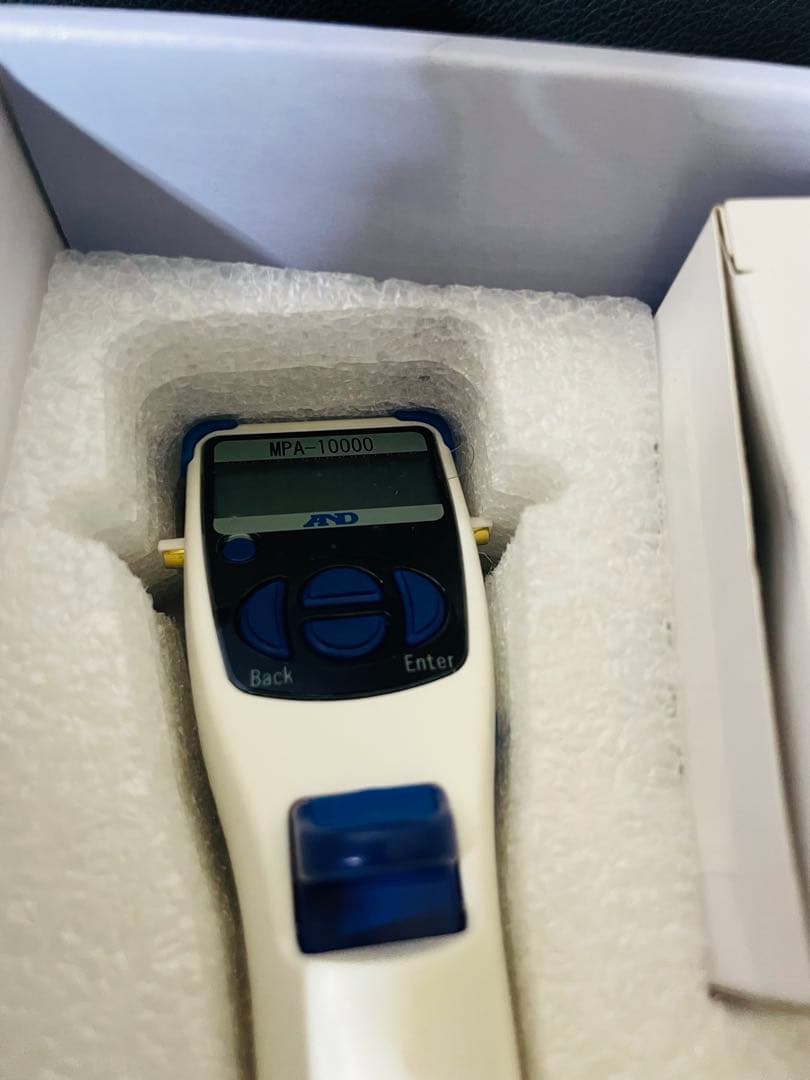 A&D 電動ピペット Electronic Pipette動作品 付属チップ付き