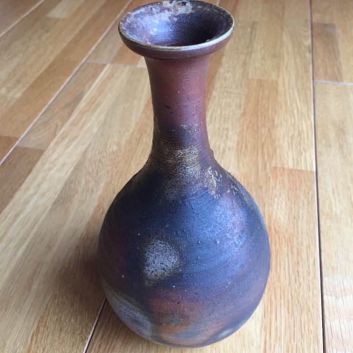 備前焼の花瓶(壺)