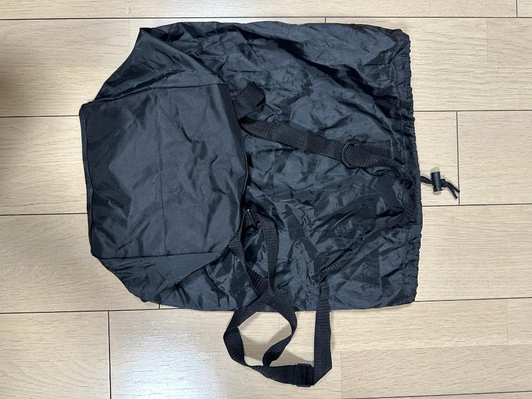 防災用のリュック（車付き、水袋にもなる）