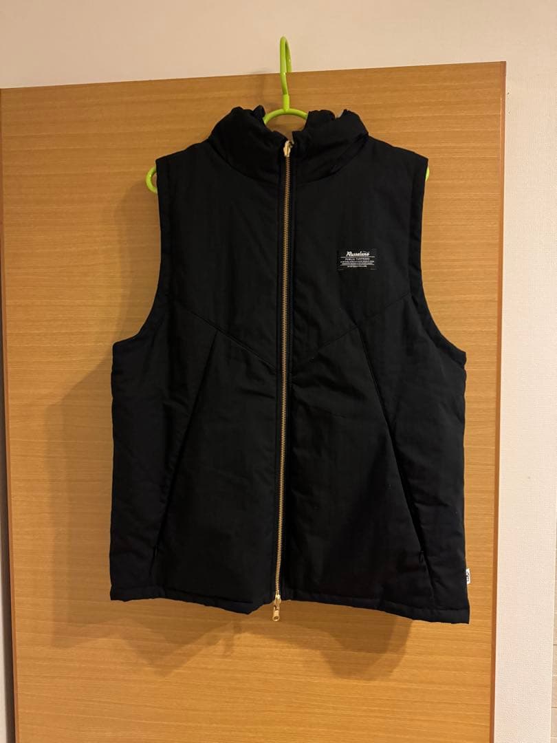 ラッセルノベスト