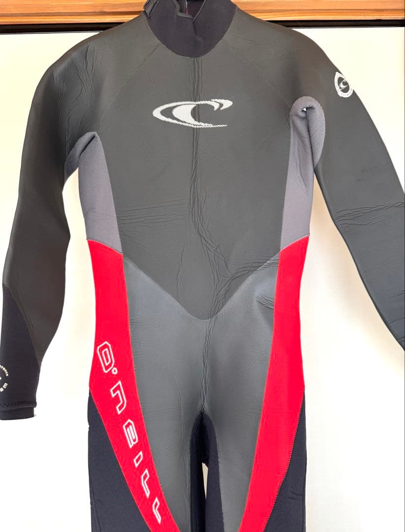 【美品】O'Neill ウェットスーツ 　『セミドライ』5/3mm日本製　裏起毛