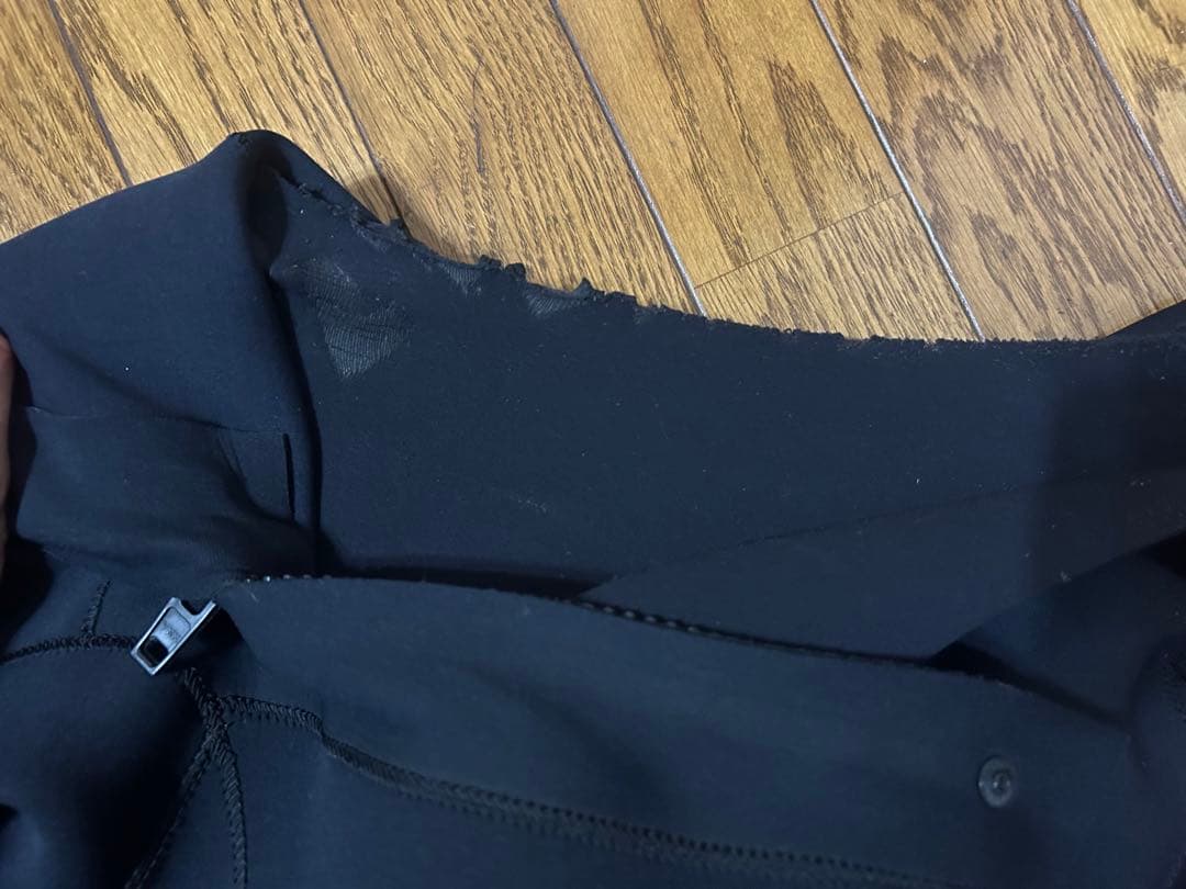 DOVE(ダブ) サーフィン　 ウエットスーツ　3mmジャーフル