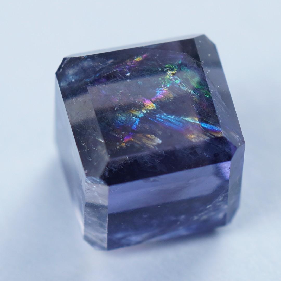 れれ 虹入りアイオライトキューブ mini + 原石4点