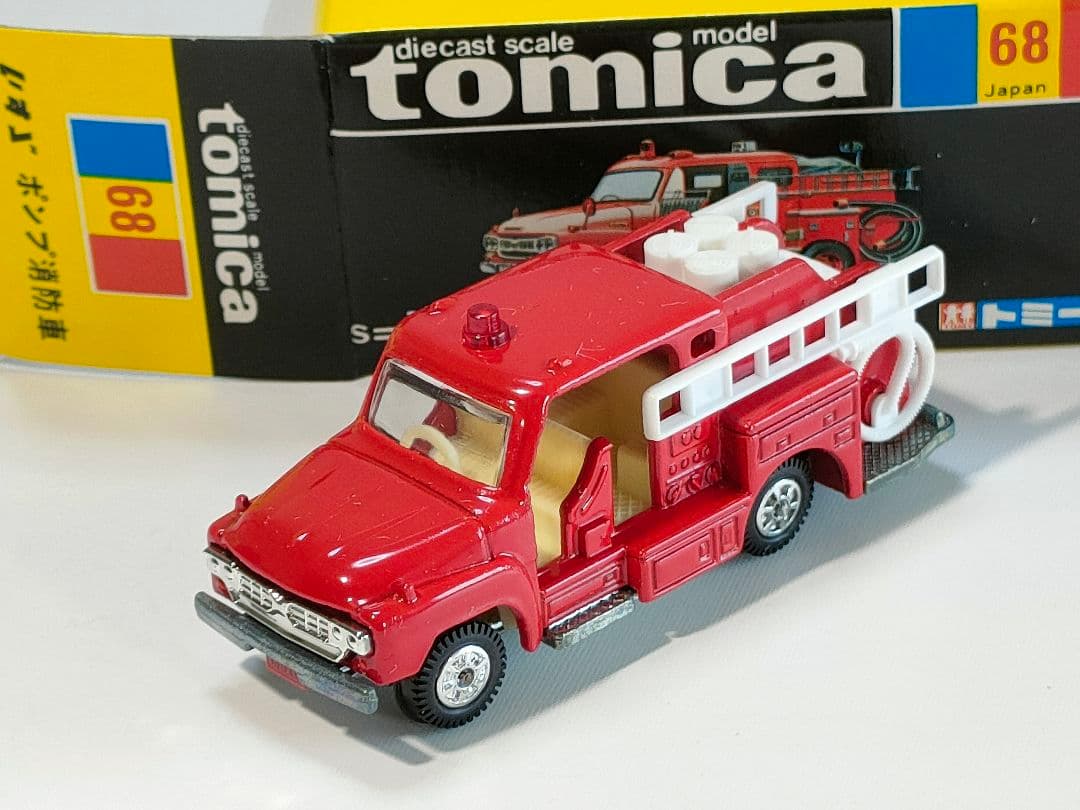 黒箱トミカ68 いすゞポンプ消防車(旧ホイール) 美品 日本製 デッドストック