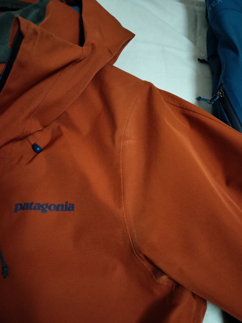 パタゴニア　パウダーボール　ウェア上下 patagonia オレンジ/青