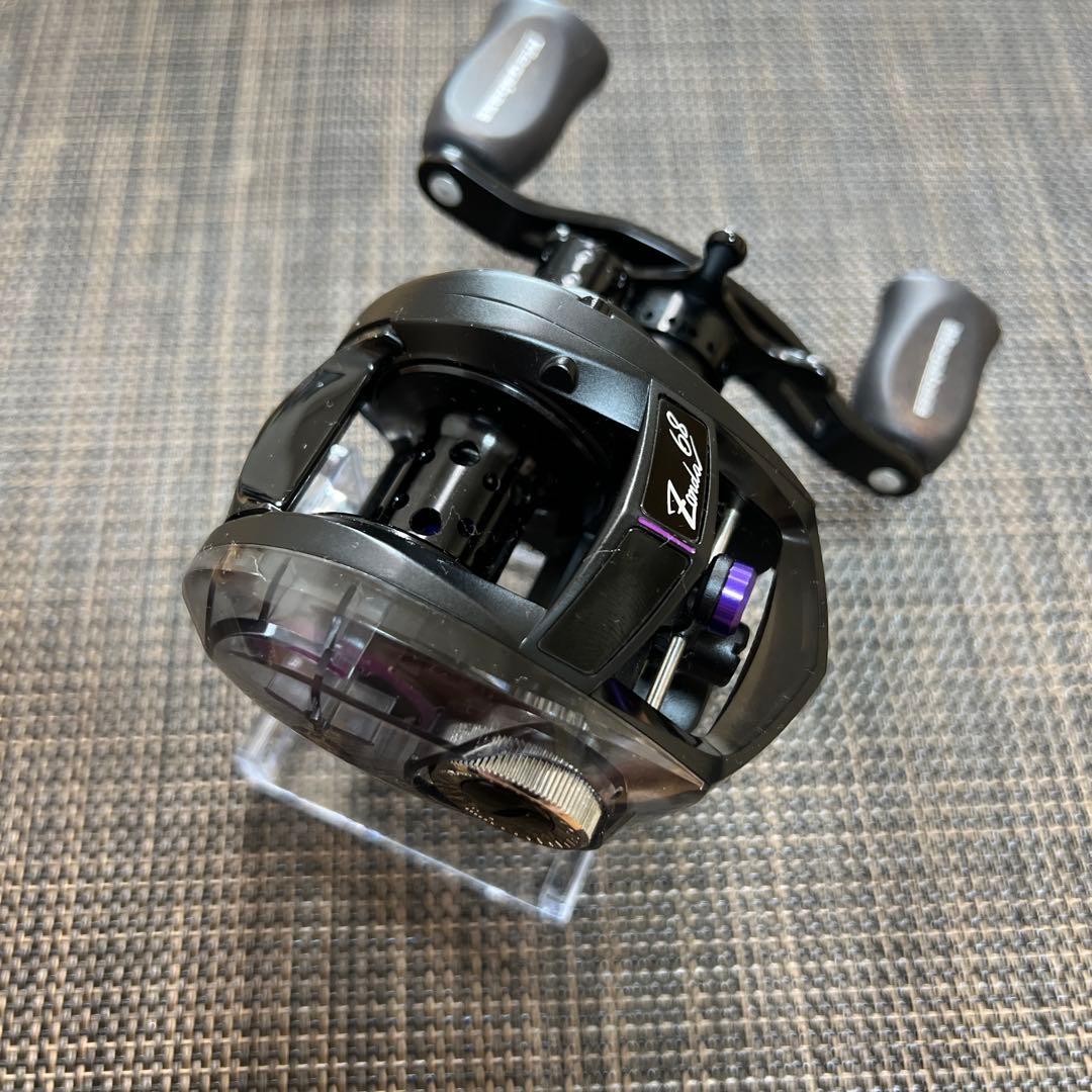 リール Megabass Zonda 68 L