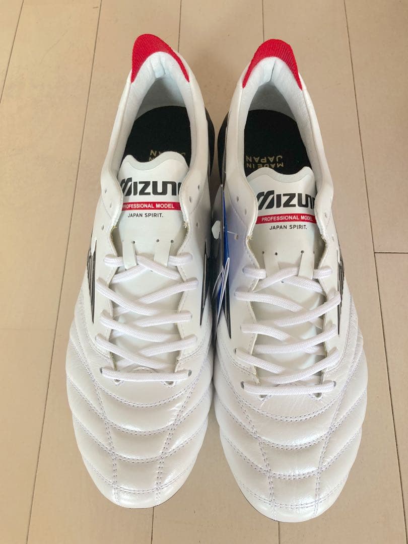 モレリアネオ4ジャパン　白　26.5㎝　新品。