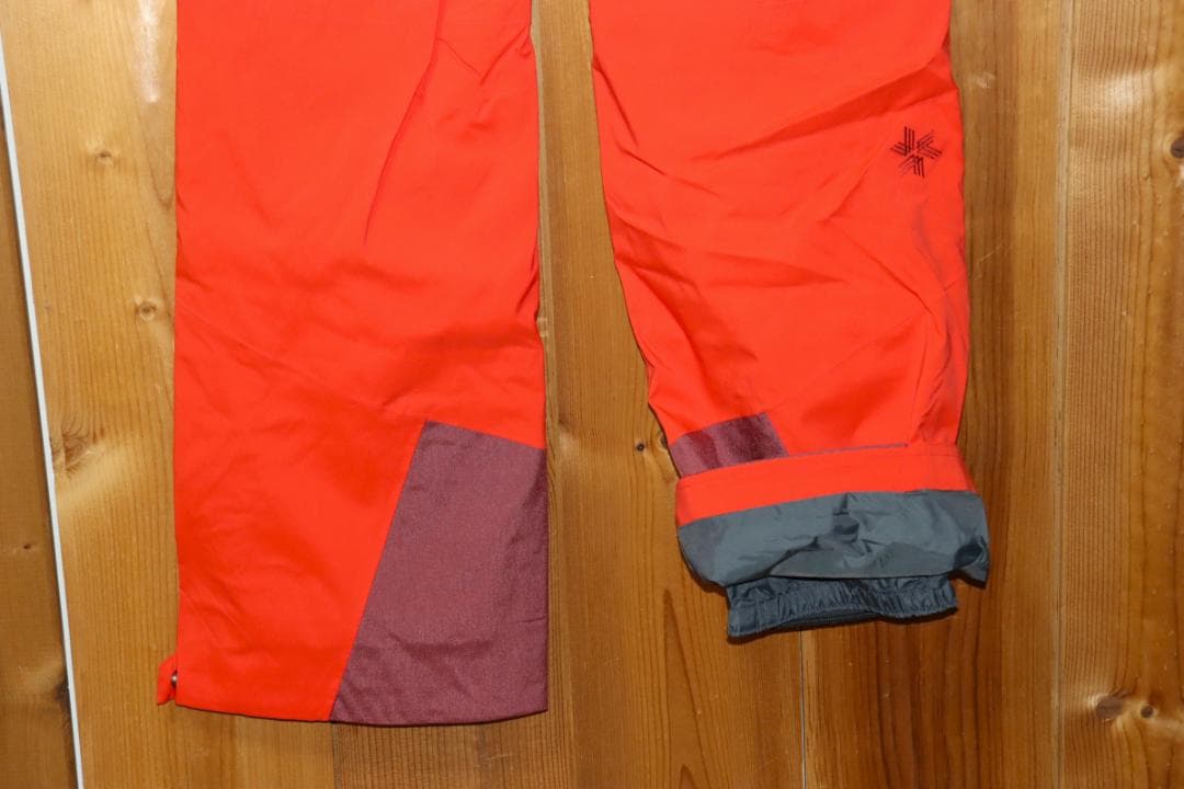 新品　GOLDWIN スキー　ソリッドカラーパンツ (XL/レディース　　併