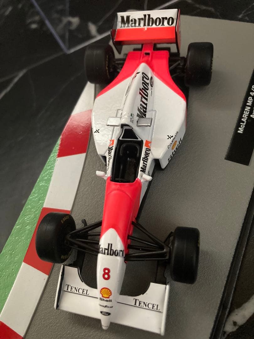 マクラーレン　フォード　MP4/8 マルボロ仕様　セナ　F1マシンコレクション