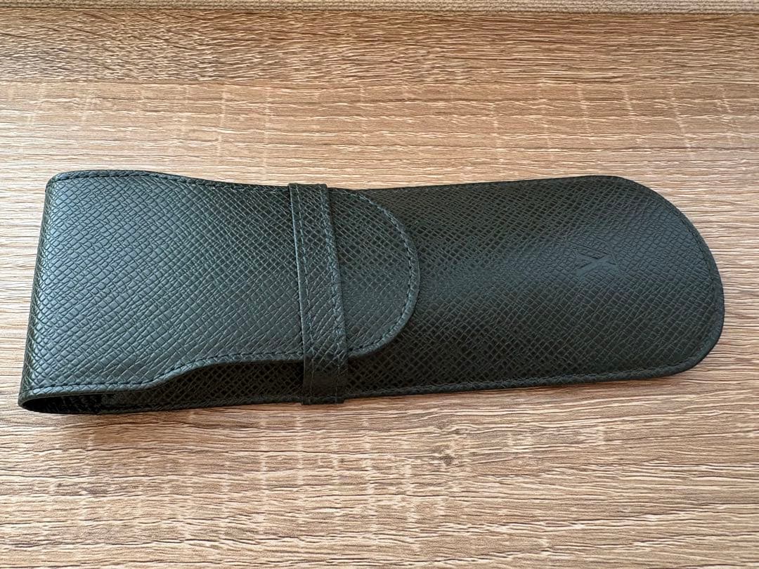 LOUIS VUITTON ✴︎タイガ エテュイスティロ ✴︎ペンケース