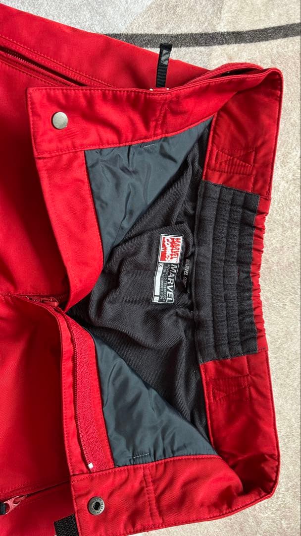 THE NORTH FACEマウンテンパーカー×マーベルスキーパン(上下セット）