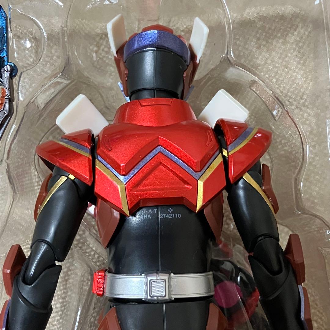 Figuarts 仮面ライダーヴァレン チョコドンフォーム フィギュアーツ