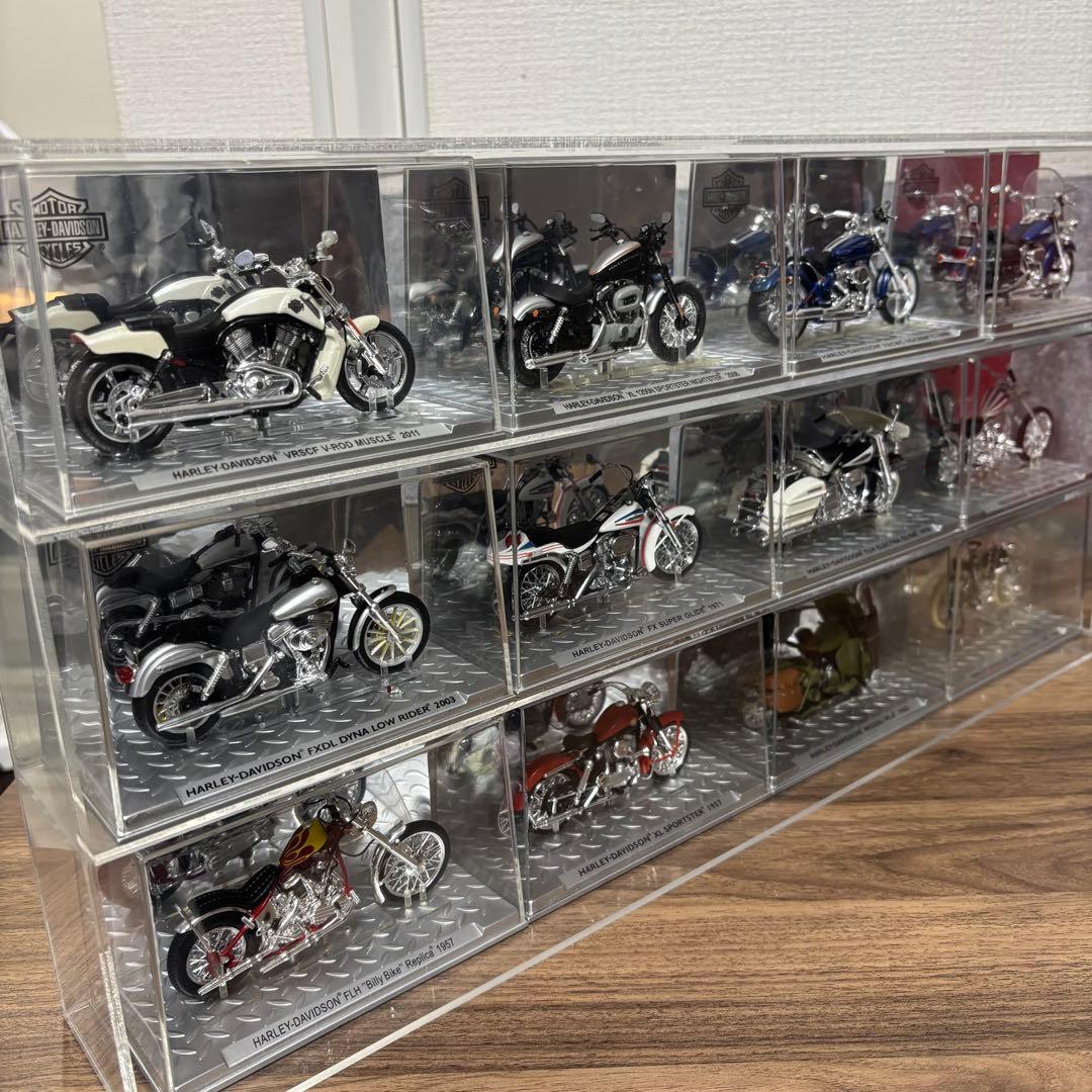 ⭐️デアゴスティーニ　ハーレーダビッドソン 1/24 12台 専用ショーケース付き