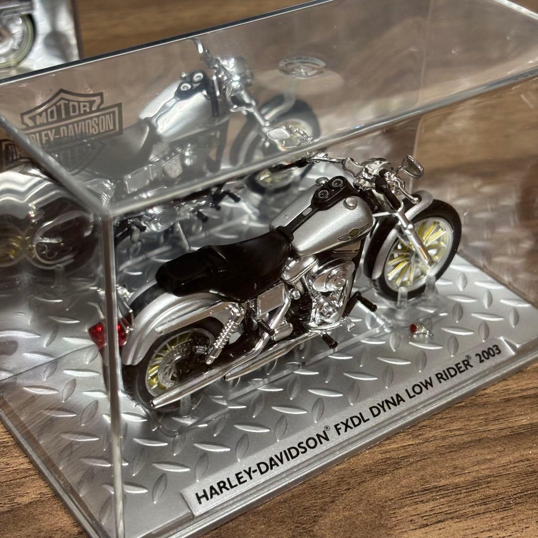 ⭐️デアゴスティーニ　ハーレーダビッドソン 1/24 12台 専用ショーケース付き