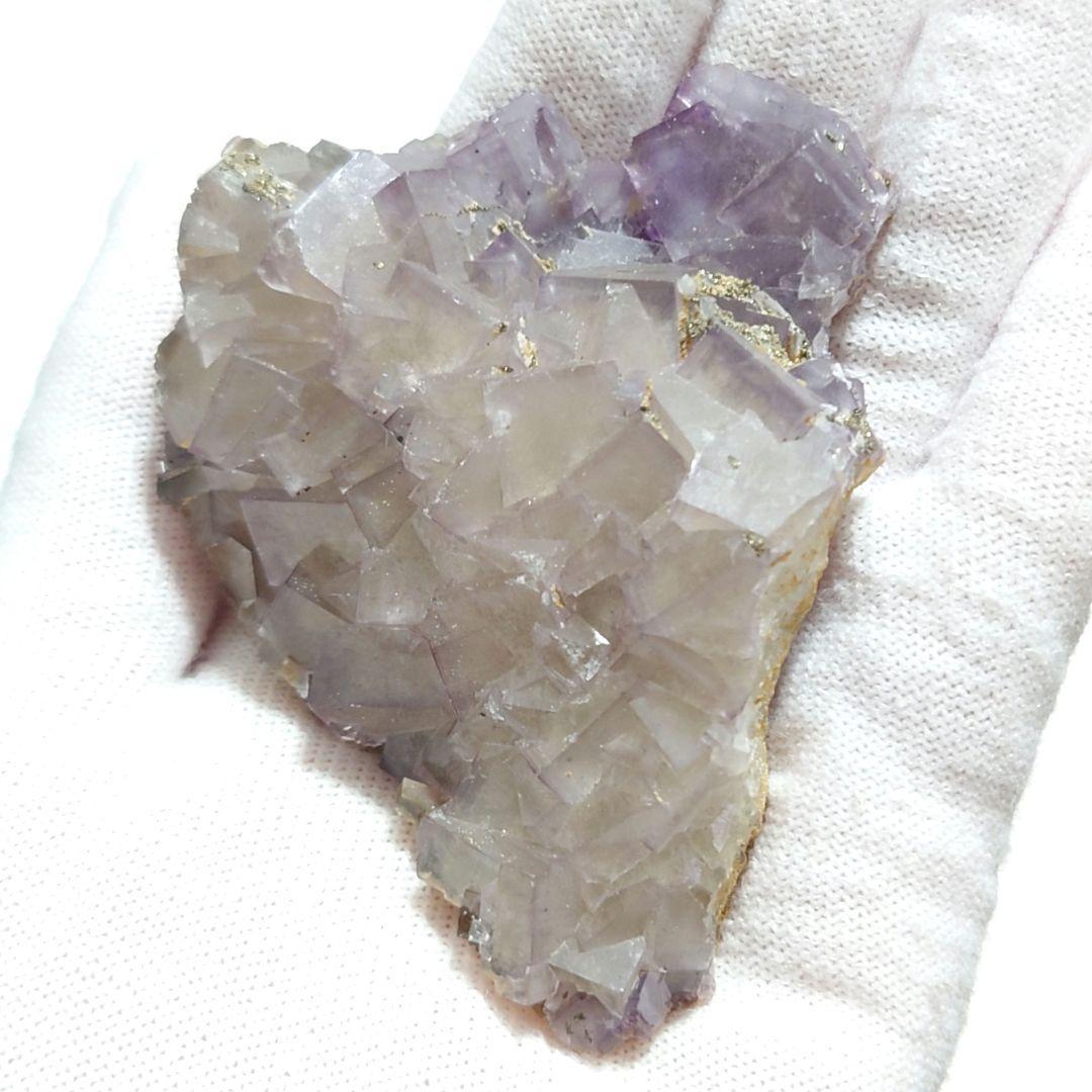 フローライト 46：ヤオガンシャン（満天星 / パイライト共生）