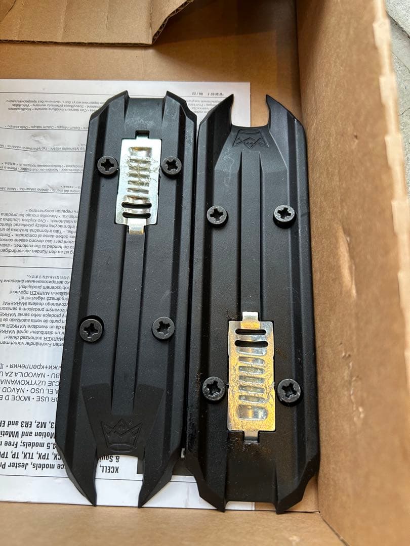 Marker squire マーカー　スクワイア　スキービンディング