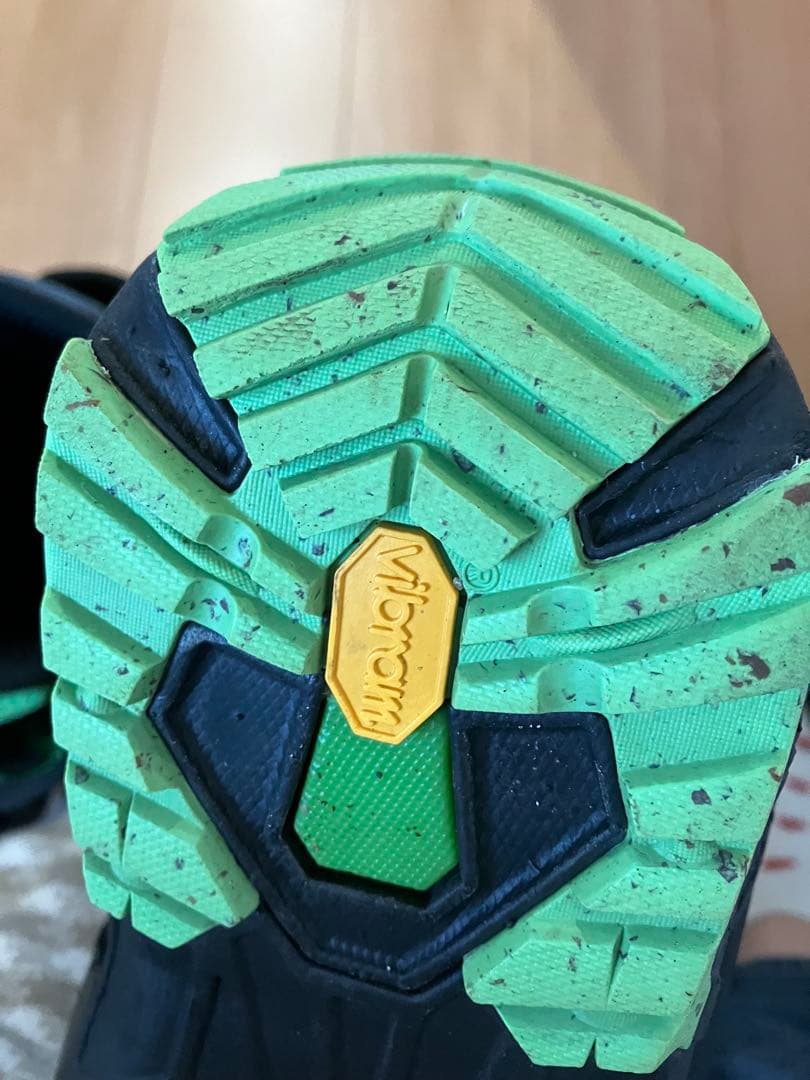 IMPRINT 3 スノーボードブーツ 黒/緑　バートン