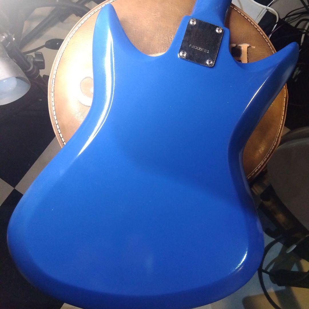 エレキギター 青 3ピックアップ 。 TEISCOビザールギター...