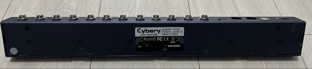 HOTONE Cybery EC-10 ループスイッチャー&MIDIコントローラ