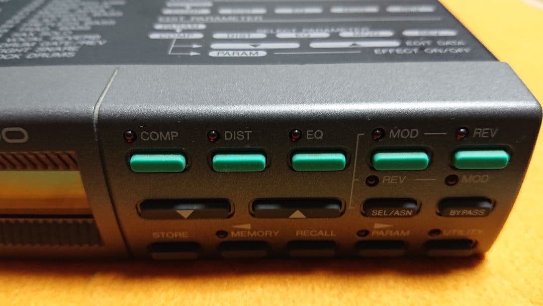 ギター YAMAHA FX500 SIMUL-EFFECT PROCESSOR