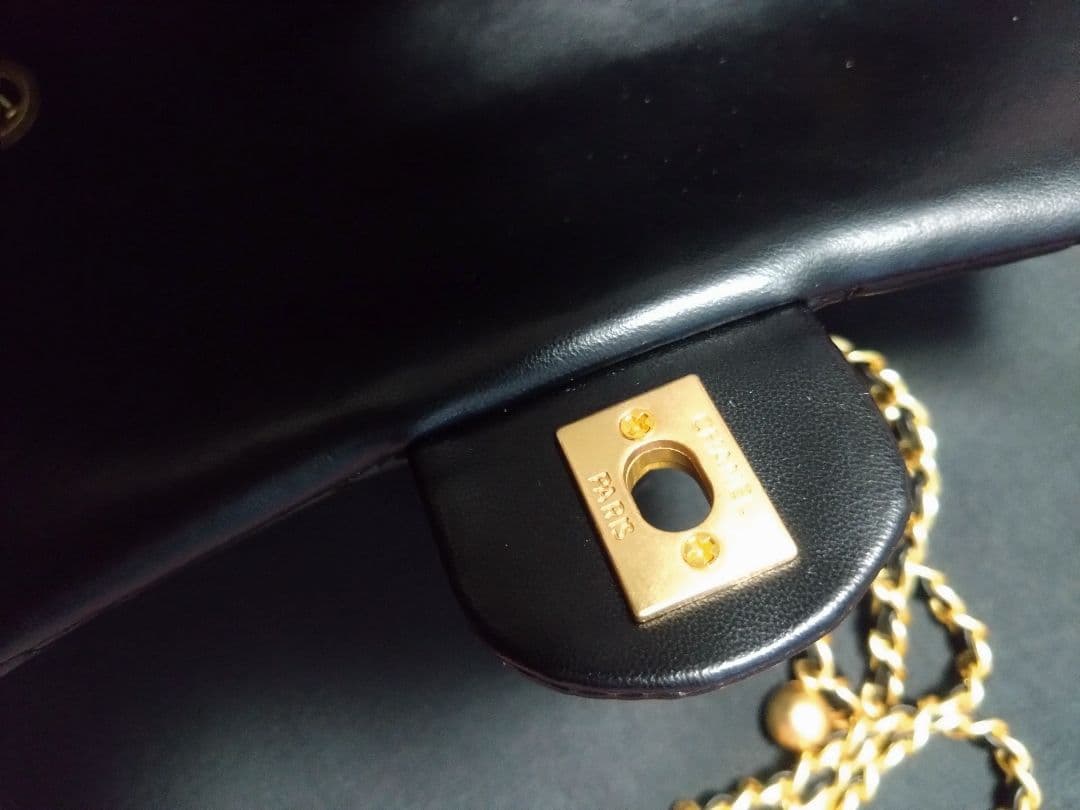 CHANEL ♡黒 レザー キルティング バッグ♡